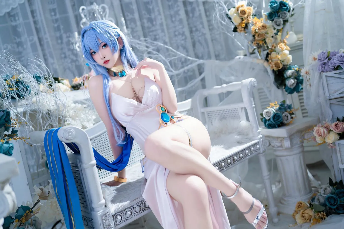 宮本桜 – NO.12 Nikke胜利女神 海伦娜礼服 [19P]插图5